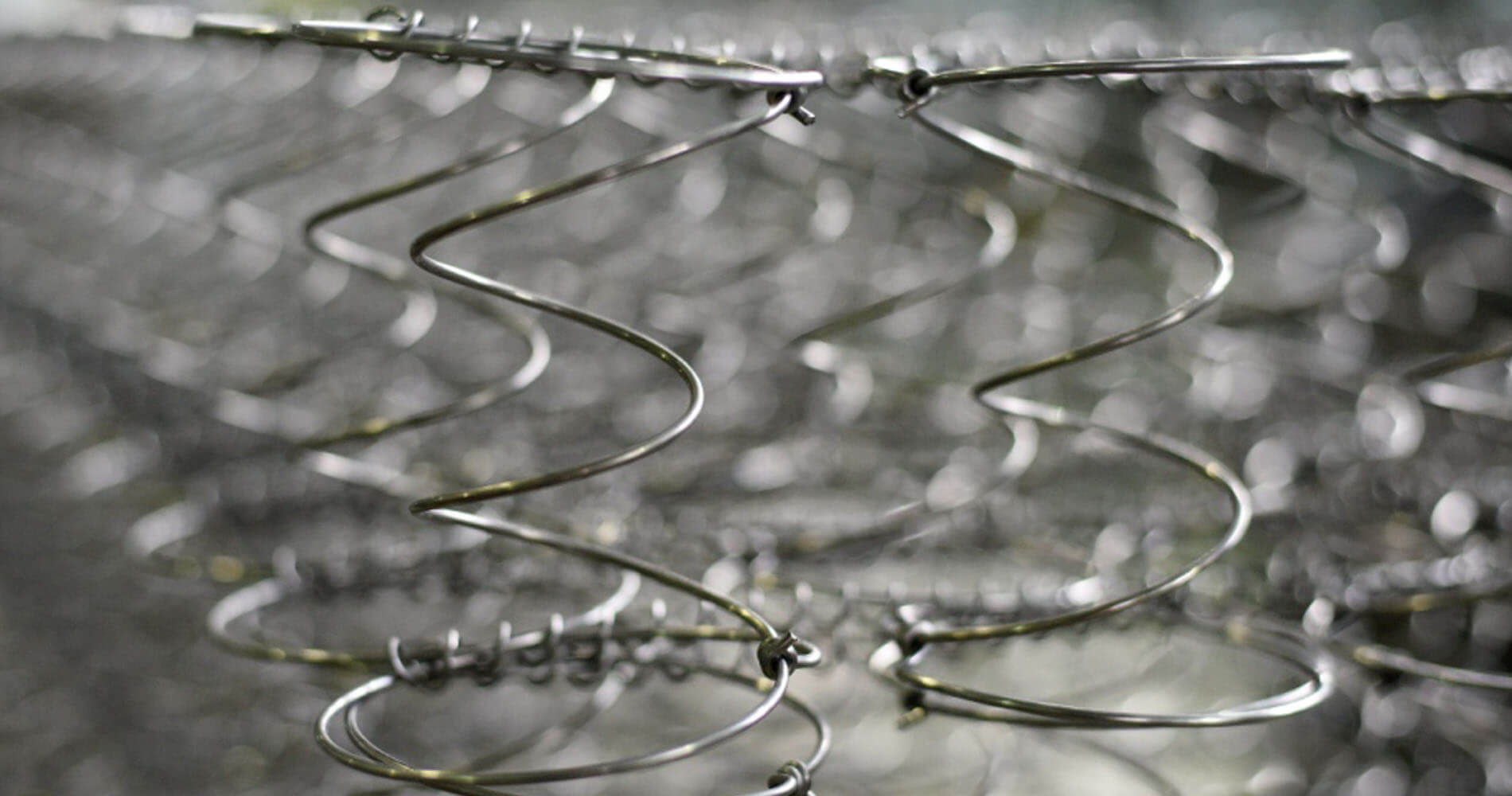 Блок пружин «Боннель» в матрасе ComFort зима-лето