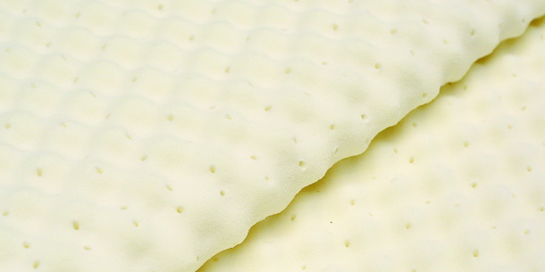 Натуральный латекс с массажным эффектом в матрасе Sleep&fly SF